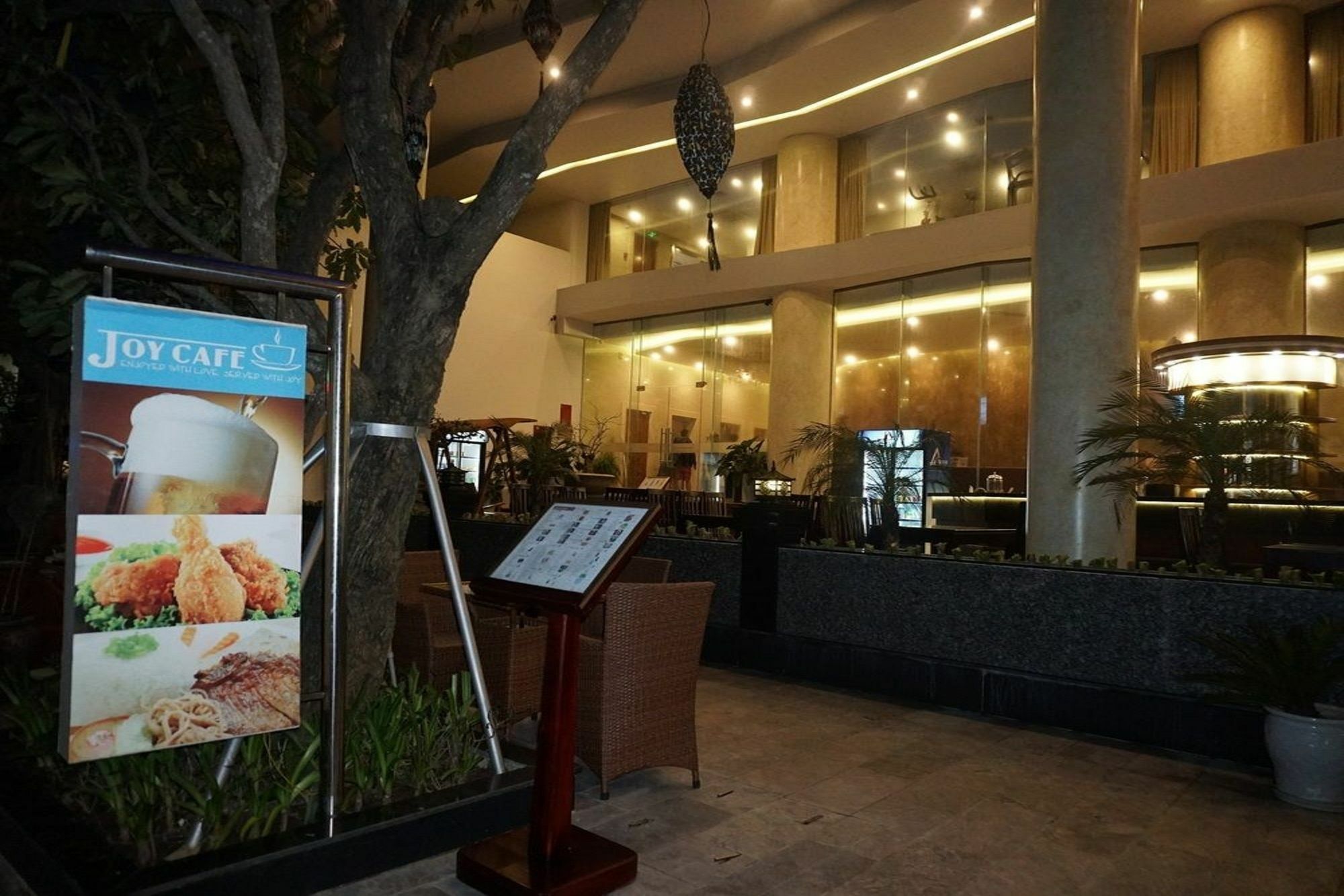 Victori Hotel Danang Buitenkant foto