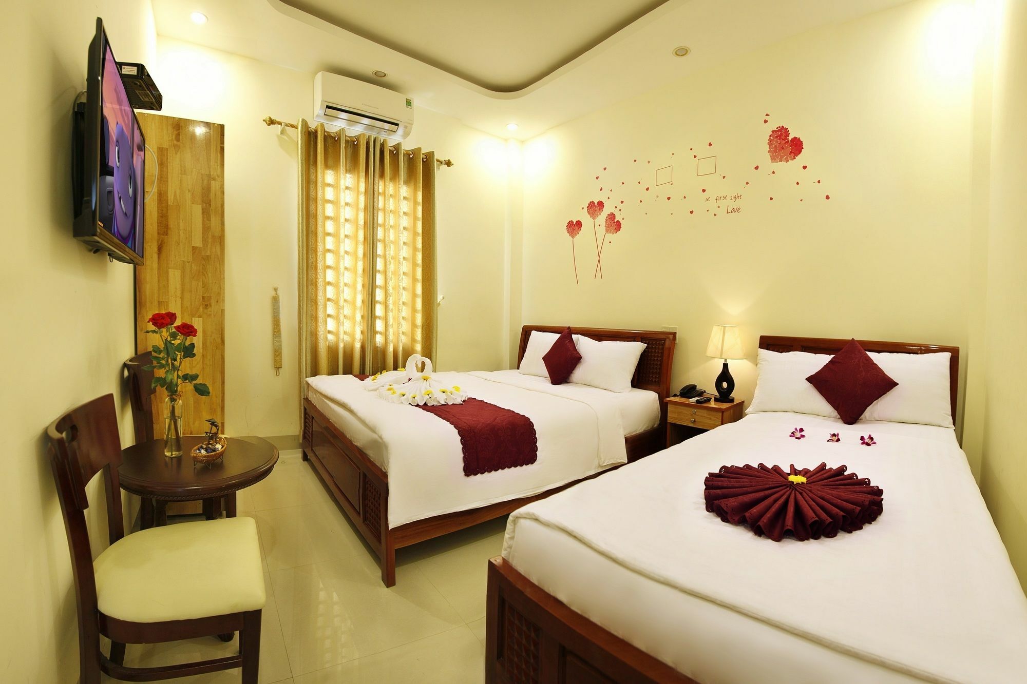 Victori Hotel Danang Buitenkant foto